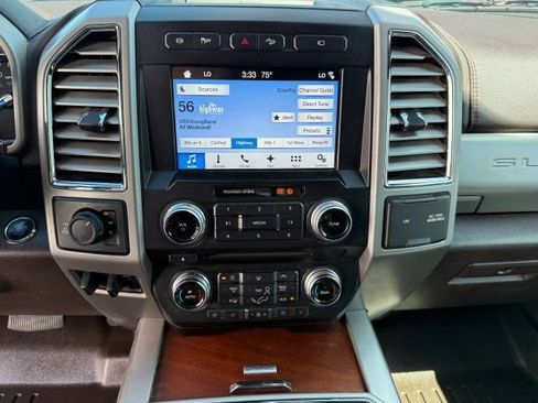 Used 2017 Ford F350 King Ranch w/ FX4 Off-Road Package AWD/4WD image 35