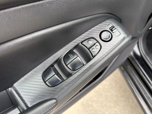 Used 2024 Nissan Altima 2.5 SV image 10