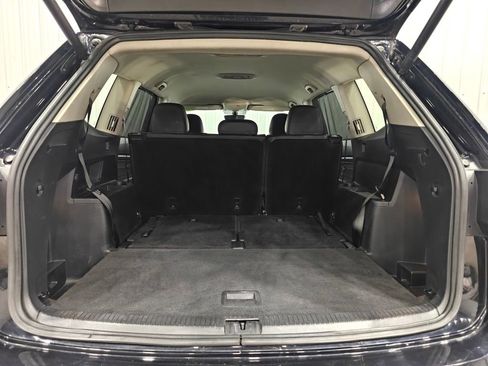 Used 2021 Volkswagen Atlas SE image 32