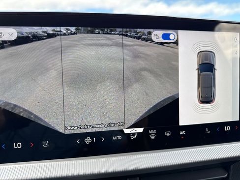 New 2026 Ford Explorer Tremor w/ Tremor Convenience Package image 25