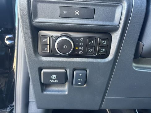 Used 2025 Ford F150 Raptor image 21