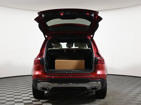 New 2026 Mercedes-Benz GLB 250 4MATIC image 28