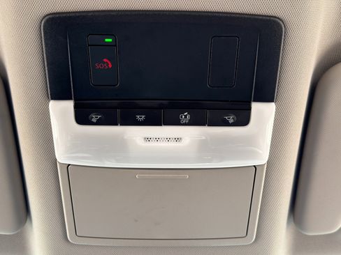 Used 2023 Nissan Rogue SV FWD image 28