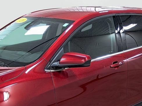 Used 2020 Chevrolet Equinox LT image 8