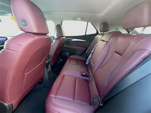 Used 2024 Buick Envision Sport Touring image 21