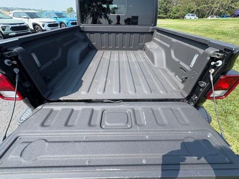 Used 2021 Jeep Gladiator Mojave w/ Cold Weather Group image 31