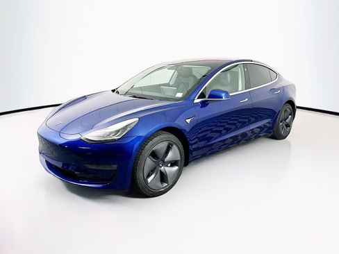 Used 2018 Tesla Model 3 Long Range image 3