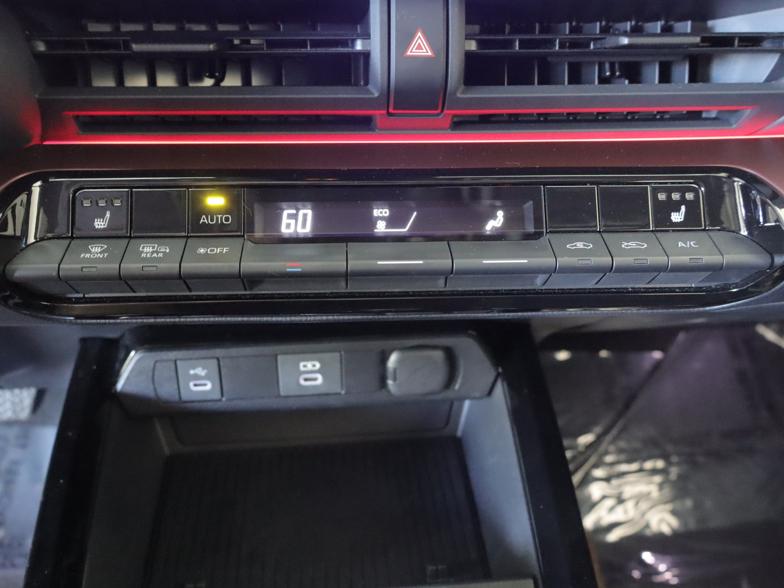 Used 2023 Toyota Prius Prime FWD image 14