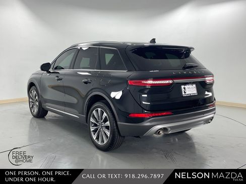 Used 2022 Lincoln Corsair Reserve w/ Elements Package image 8