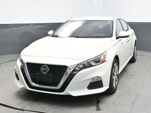 Used 2021 Nissan Altima 2.5 S FWD image 2