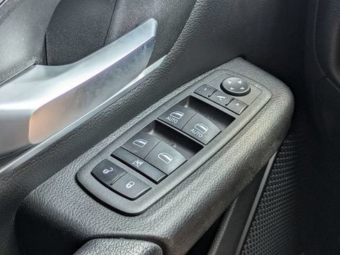 Used 2023 RAM 1500 Big Horn AWD/4WD image 24