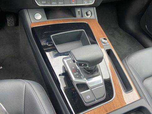 Certified 2023 Audi Q5 2.0T Premium w/ Convenience Package image 23