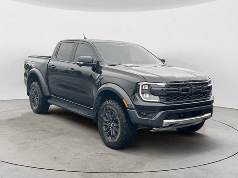 Certified 2025 Ford Ranger Raptor AWD/4WD image 3