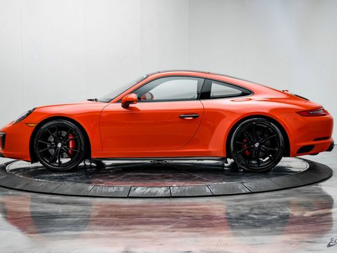 Used 2018 Porsche 911 Carrera 4S AWD/4WD image 5