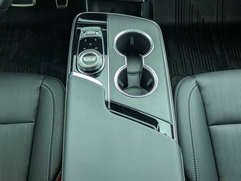 Used 2026 Cadillac Lyriq V w/ LPO, Floor Liner Package AWD/4WD image 6
