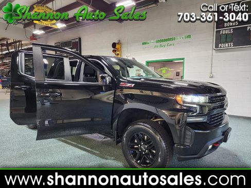 Used 2020 Chevrolet Silverado 1500 LT Trail Boss image 1