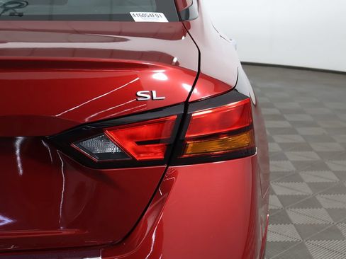 Used 2023 Nissan Altima 2.5 SL FWD image 17