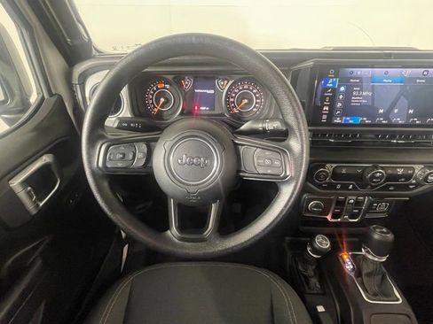 Certified 2025 Jeep Wrangler Unlimited Sport AWD/4WD image 9