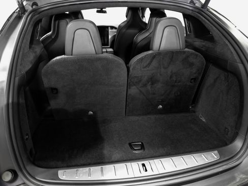 Used 2018 Tesla Model X P100D image 46