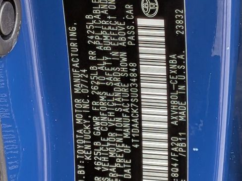Used 2025 Toyota Camry LE FWD image 33