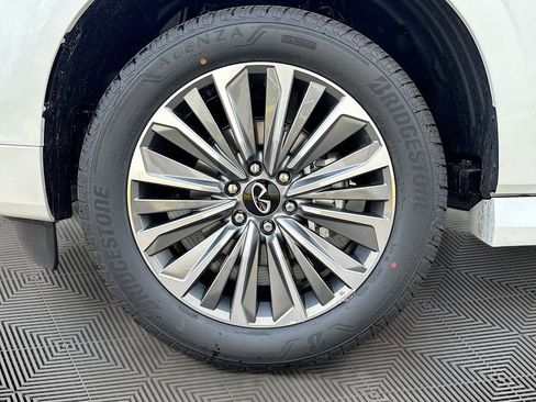 New 2026 INFINITI QX80 Luxe RWD image 34