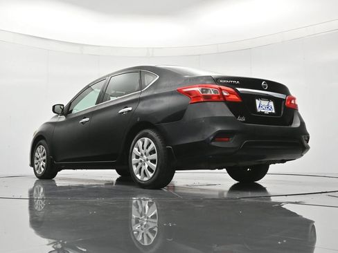 Used 2018 Nissan Sentra S FWD image 43