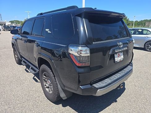 Used 2019 Toyota 4Runner TRD Off-Road Premium AWD/4WD image 7