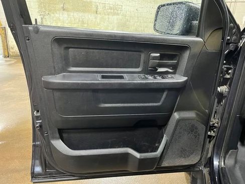 Used 2014 RAM 1500 Express AWD/4WD image 12