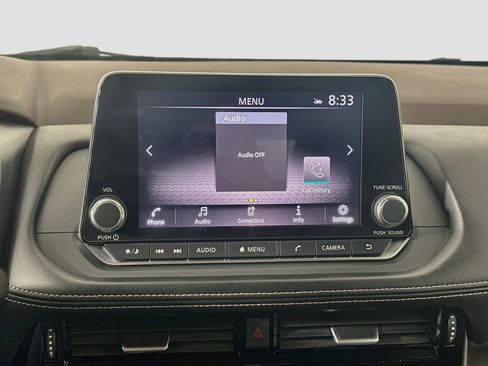 Used 2022 Nissan Rogue SV FWD image 21