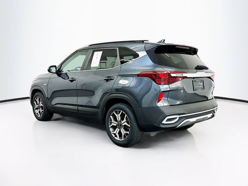 Used 2022 Kia Seltos EX image 5