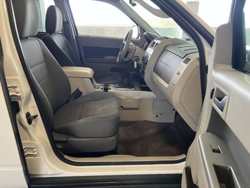 Used 2009 Ford Escape XLT AWD/4WD image 20