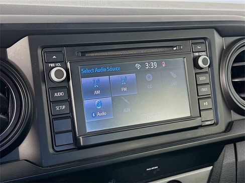 Used 2019 Toyota Tacoma SR w/ SR Convenience Package image 14