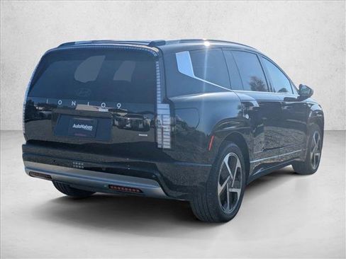 New 2026 Hyundai Ioniq 9 Limited image 2