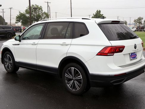 Used 2024 Volkswagen Tiguan Wolfsburg Edition FWD image 17