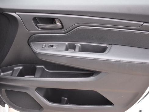 Used 2025 Honda Odyssey Sport-L image 15