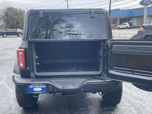 New 2025 Ford Bronco Badlands AWD/4WD image 3