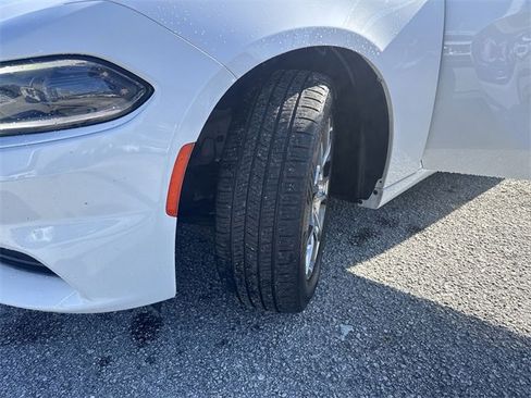 Used 2016 Dodge Charger SXT image 29