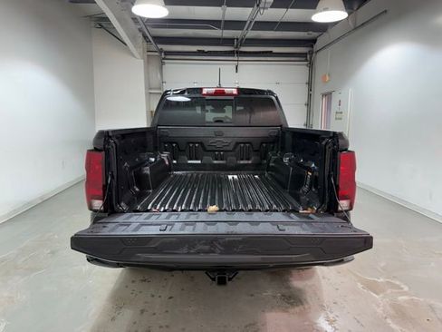 Certified 2024 Chevrolet Colorado LT w/ LT Convenience Package II image 7