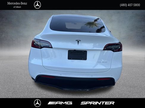 Used 2021 Tesla Model Y Long Range AWD/4WD image 4