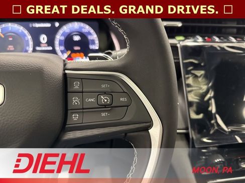 New 2025 Jeep Grand Cherokee Laredo X image 25