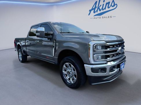Used 2024 Ford F250 Lariat w/ Lariat Ultimate Package AWD/4WD image 4