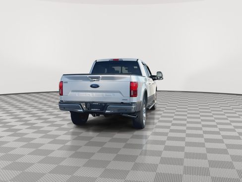 Used 2019 Ford F150 Lariat w/ Equipment Group 502A Luxury AWD/4WD image 8