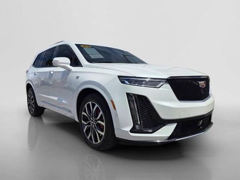 Used 2023 Cadillac XT6 Sport w/ Platinum Package AWD/4WD image 7