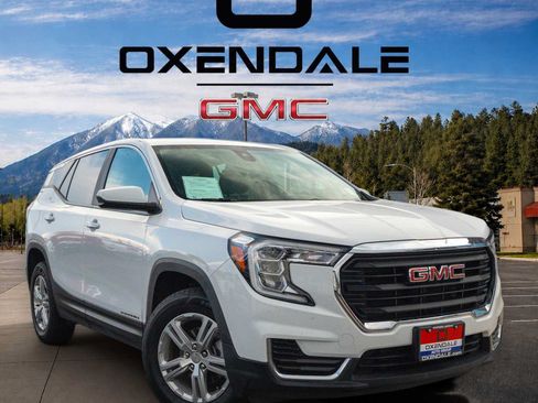 Used 2024 GMC Terrain SLE AWD/4WD image 2