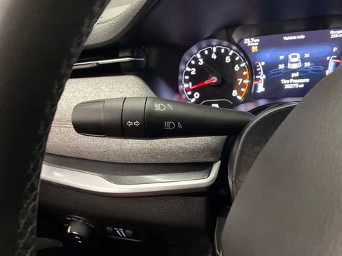 Used 2024 Jeep Compass Latitude AWD/4WD image 17