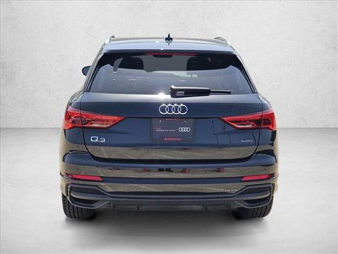 Certified 2024 Audi Q3 2.0T Premium w/ Convenience Package AWD/4WD image 6