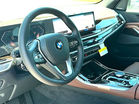 New 2026 BMW X5 sDrive40i w/ Premium Package RWD image 9