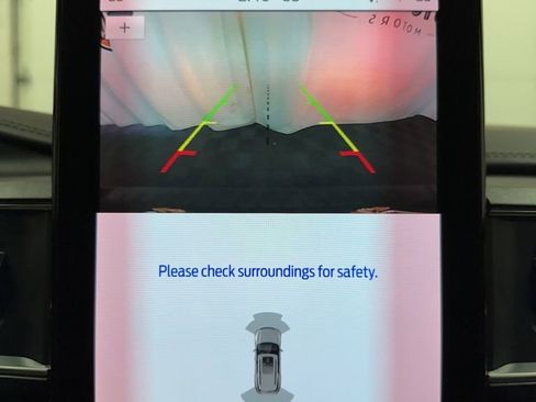 Used 2024 Ford Explorer Platinum w/ Technology Package image 24