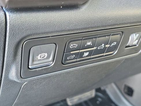 New 2025 GMC Hummer EV 3X w/ Battery Pack, 24 Module Pack image 18