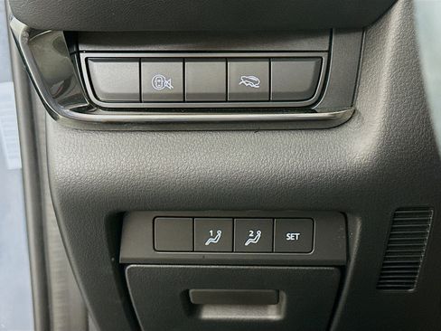 Used 2024 MAZDA CX-30 AWD 2.5 S w/ Preferred Package image 17